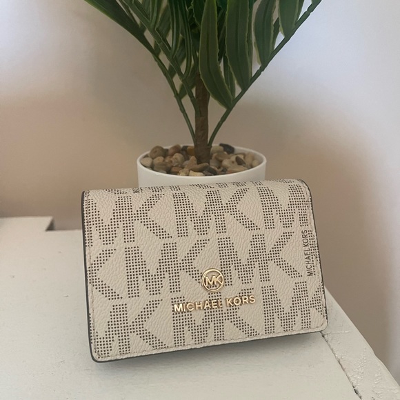 ↠ SOLD ↞ - Picture 2 of 7